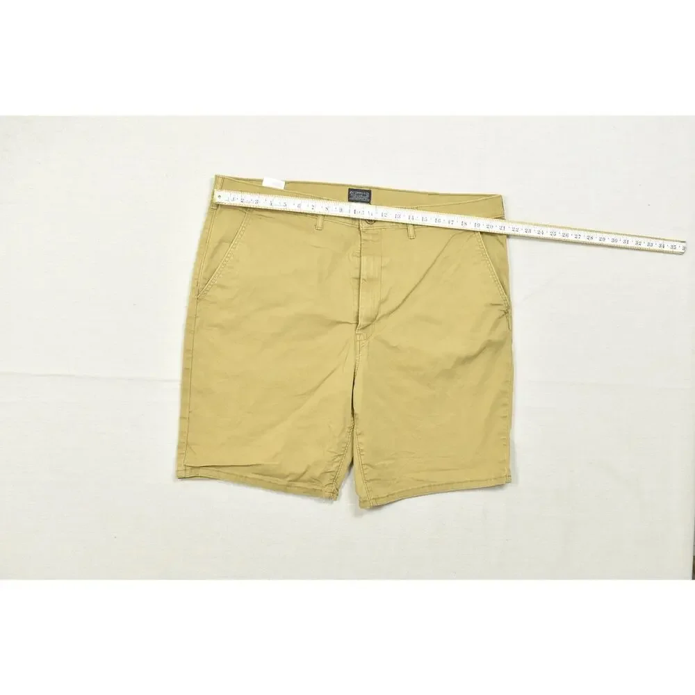 Levi's Men's Chino Shorts Size W42 Tan Khaki Cotton Blend Casual Flat Front Work